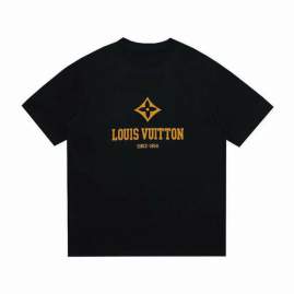 Picture of Louis Vuitton T Shirts Short _SKULVS-XL8qx057511
